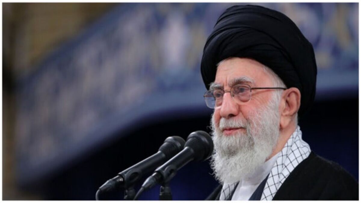 علمای حوزه علمیه خراسان: تهدید و بی حرمتی به رهبری خشم آزادگان جهان را شعله‌ور خواهد کرد