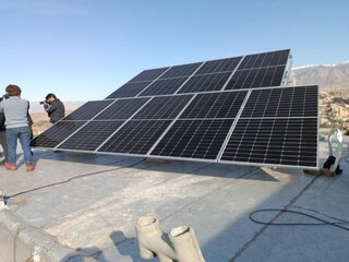 نخستین نیروگاه خورشیدی گیلان در رودبار راه‌اندازی شد
