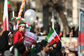 حضور مهاجران خارجی در راهپیمایی ۲۲ بهمن از علاقه آن‌ها به جمهوری اسلامی نشان دارد