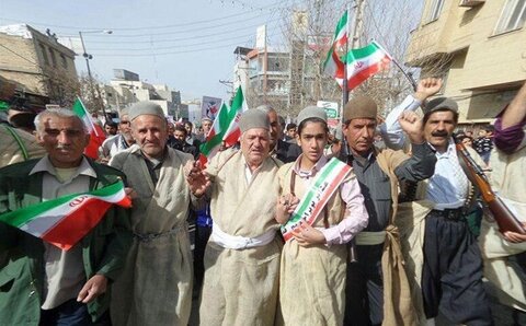 آغاز راهپیمایی ۲۲ بهمن در کهگیلویه و بویراحمد/ فریاد مرگ بر آمریکا در آسمان طنین‌انداز شد