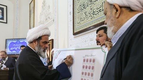 حجتالاسلام انصاریان معلم بزرگ اخلاق در دوران ما هستند