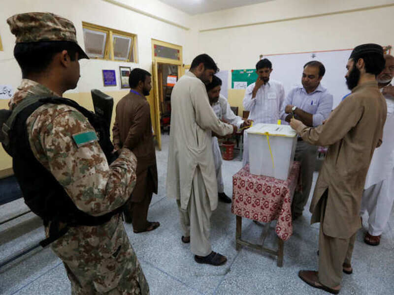 تیراندازی در پاکستان بر سر شمارش آرای انتخابات ۲ کشته برجای گذاشت