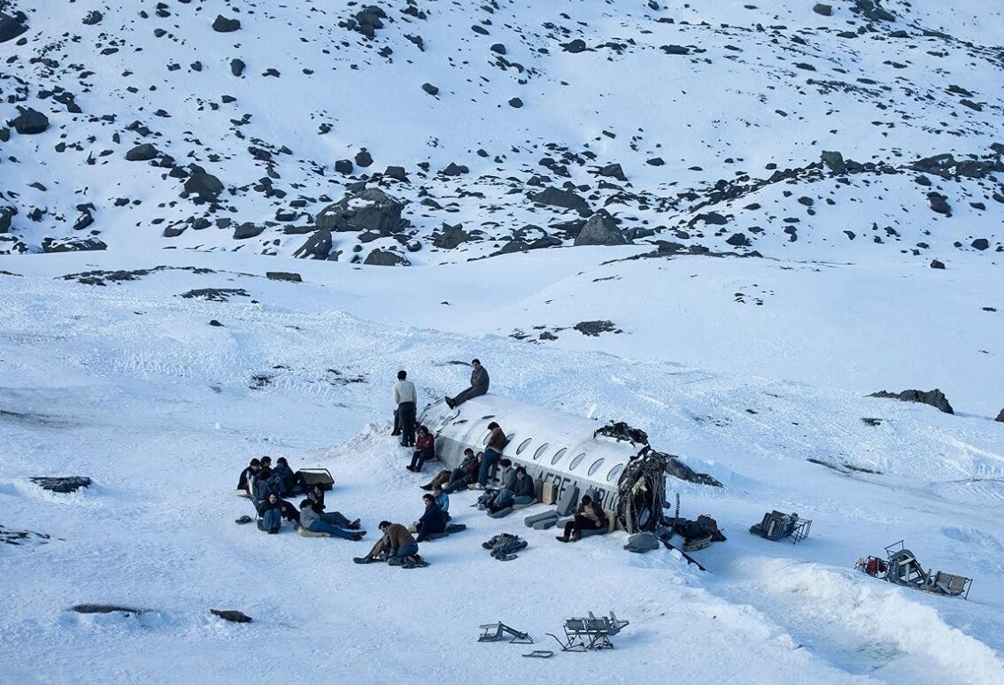 نگاهی به فیلم «جامعه برفی»/ تا سر حد مرگ جنگیدن برای زنده ماندن
