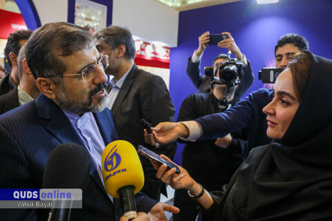 گزارش تصویری I بازدید وزیر فرهنگ و ارشاد از غرفه موسسه فرهنگی قدس در نمایشگاه رسانه های ایران