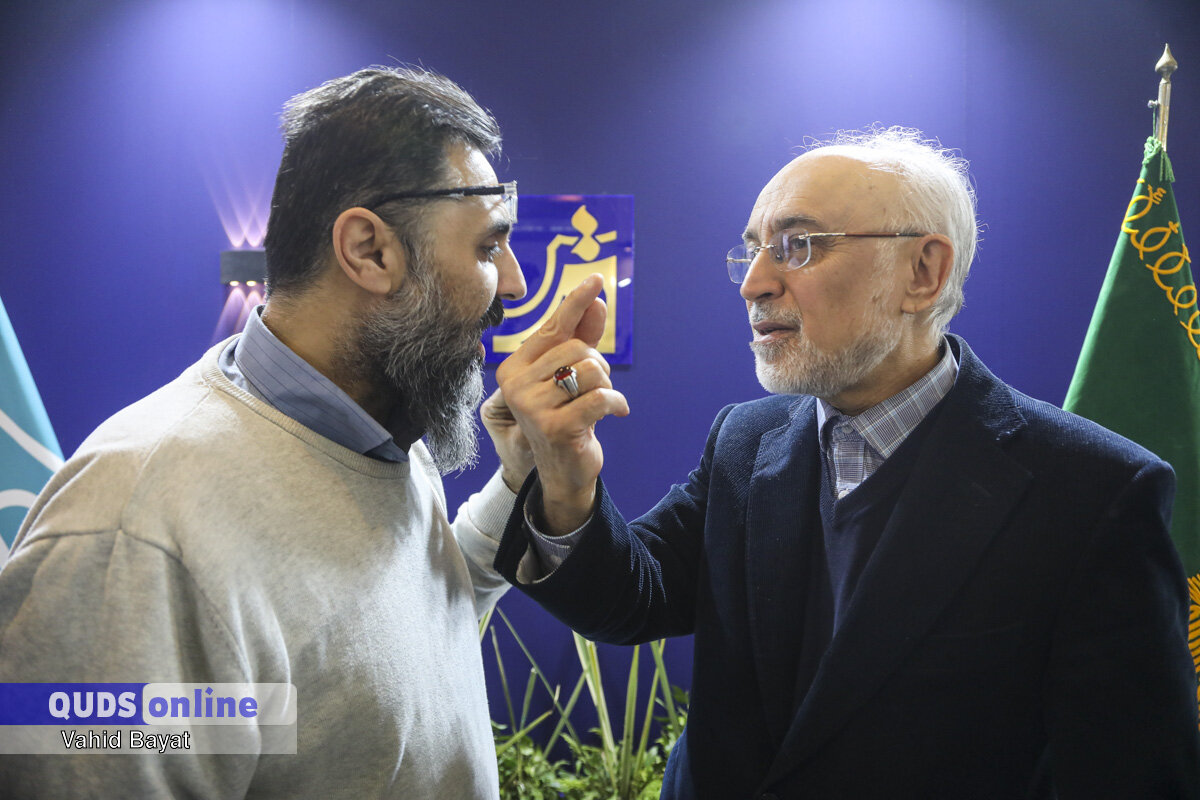 گزارش تصویری I بازدید علی اکبر صالحی از غرفه موسسه فرهنگی قدس در نمایشگاه رسانه‌های ایران