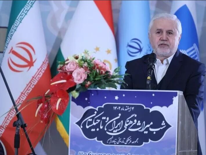 ضرورت تشکیل «اتحادیه کشورهای فارسی‌زبان»