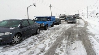 تردد در محور کاشمر به کوهسرخ بدون زنجیر چرخ ممنوع شد