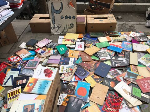 گرانی کتاب بر فروش آن تاثیر گذاشته اما بر کتابخوانی، نه!