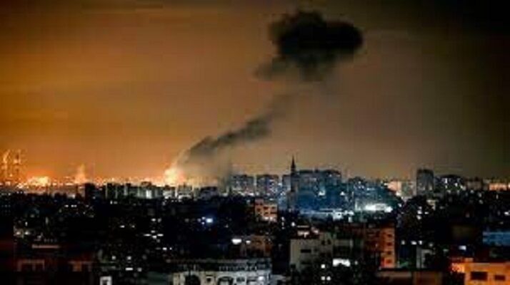 حمله رژیم صهیونیستی به حومه دمشق / پدافند هوایی سوریه حمله را دفع کرد