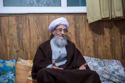 آیت‌الله حسن عالمی، نماینده مردم خراسان رضوی در مجلس خبرگان رهبری