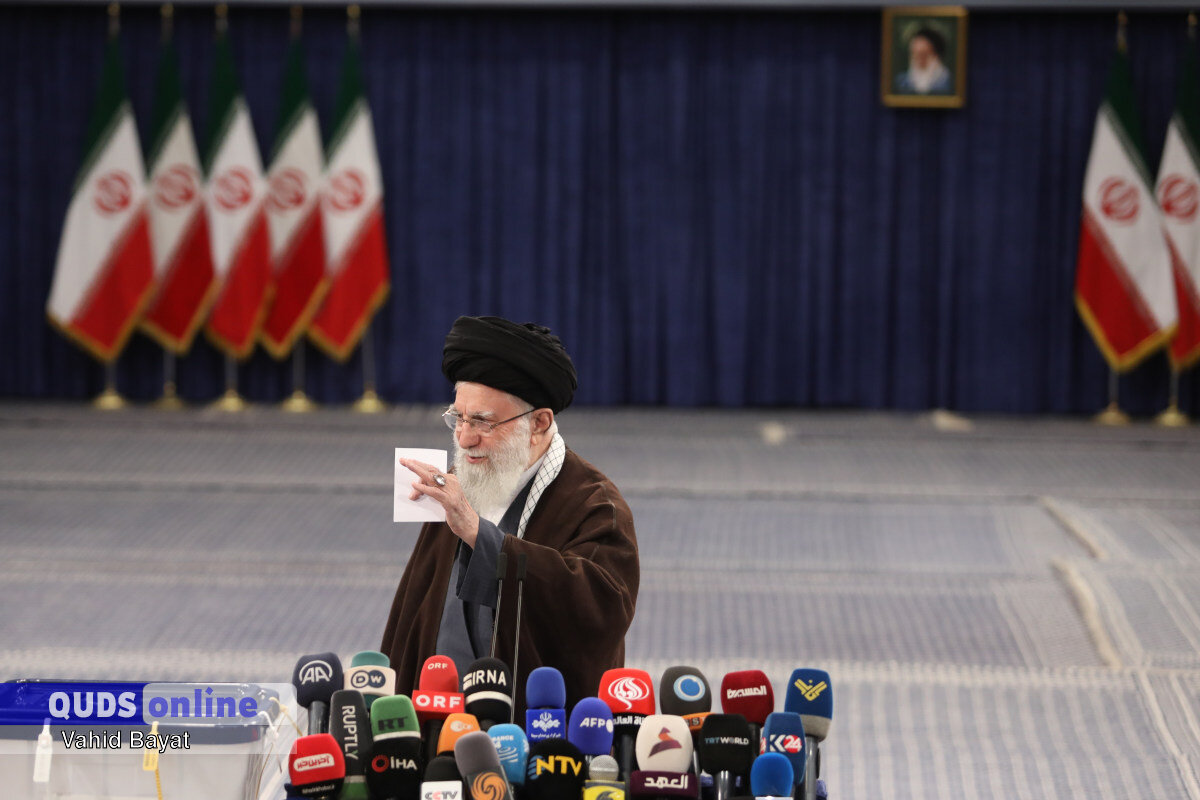 حضرت آیتالله خامنهای: انشاءالله مردم با رأی خود بهترین را انتخاب کنند