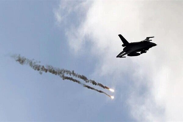 بمباران مواضع تروریست‌ها در ادلب توسط روسیه/ ۲۵ تروریست کشته شدند