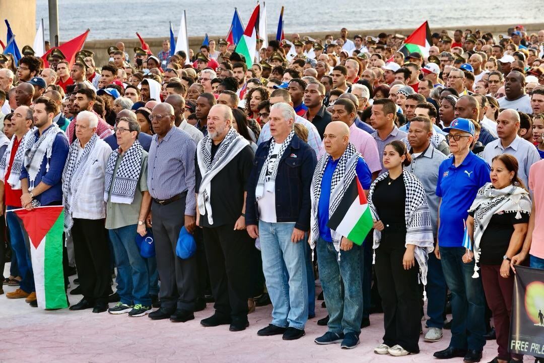 اهتزاز پرچم فلسطین و فریاد انزجار از اسرائیل در خیابان‌های کوبا، ونزوئلا و بولیوی