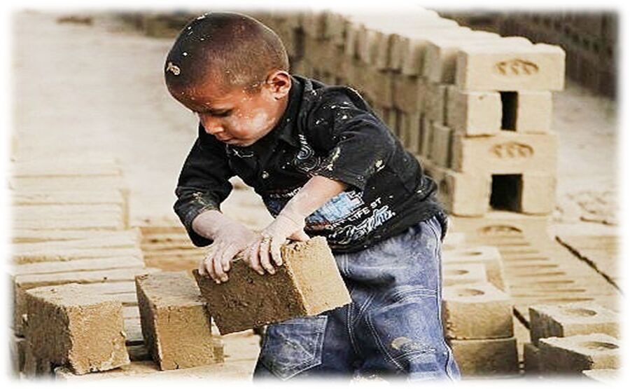 ۱۵۲ میلیون کودک شاغل در جهان! / چرا کودکان کار می‌کنند؟ 
