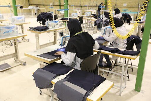 فعالیت ۱۳ کارخانه و ۱۲۰۰ کارگاه تولید پوشاک در البرز