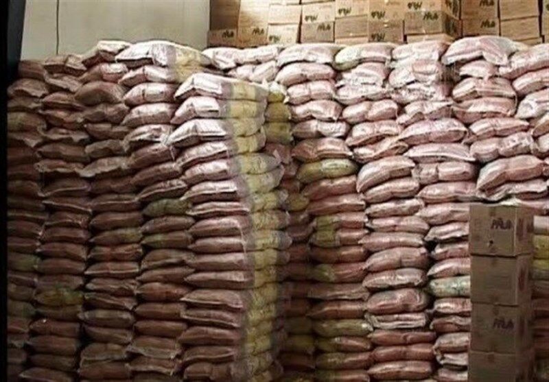 احتکار ۵۴ تن برنج قاچاق در کرج