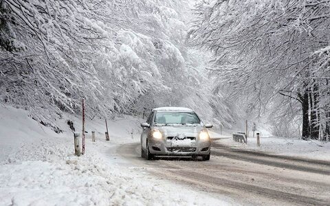 برف و کولاک،‌ مناطق کوهستانی زنجان را فرا می‌گیرد