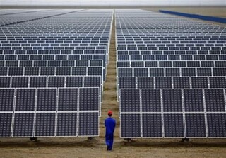 آغاز به‌کار نیروگاه بزرگ خورشیدی در جهرم استان فارس
