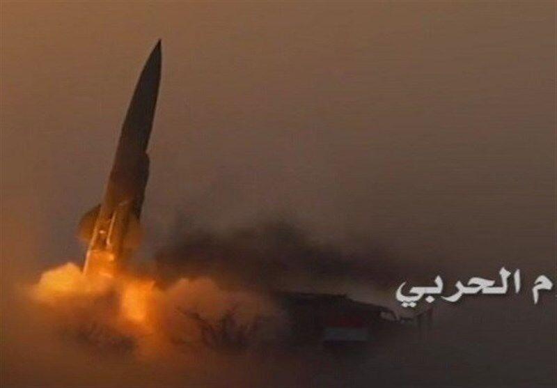ارتش یمن: کشتی آمریکایی«پینوکیو» را هدف قرار دادیم/ تشدید عملیات علیه اسرائیل در ماه رمضان