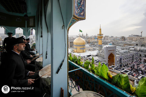 نقاره زنی به مناسبت میلاد امام حسن عسکری(ع)