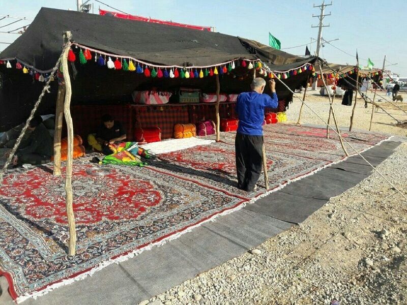 ۳۴ سیاه چادر عشایر در ورودی شهرهای خراسان رضوی میزبان زائران نوروزی شدند