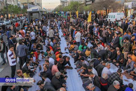 گزارش تصویری I افطاری ۶ کیلومتری روز میلاد امام حسن مجتبی علیه السلام در مسیر حرم رضوی