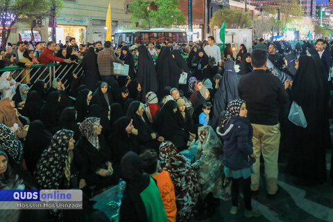 گزارش تصویری I افطاری ۶ کیلومتری روز میلاد امام حسن مجتبی علیه السلام در مسیر حرم رضوی