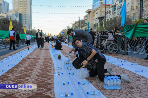 گزارش تصویری I افطاری ۶ کیلومتری روز میلاد امام حسن مجتبی علیه السلام در مسیر حرم رضوی