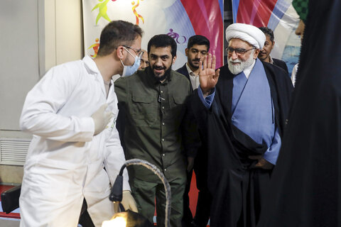 گزارش تصویری I بازدید تولیت آستان قدس رضوی از اردوی جهادی نذر شفا