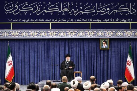 رهبر معظم انقلاب در دیدار رمضانی مسئولان نظام: رژیم‌ صهیونیستی سیلی اقدام مذبوحانه در سوریه را خواهد خورد