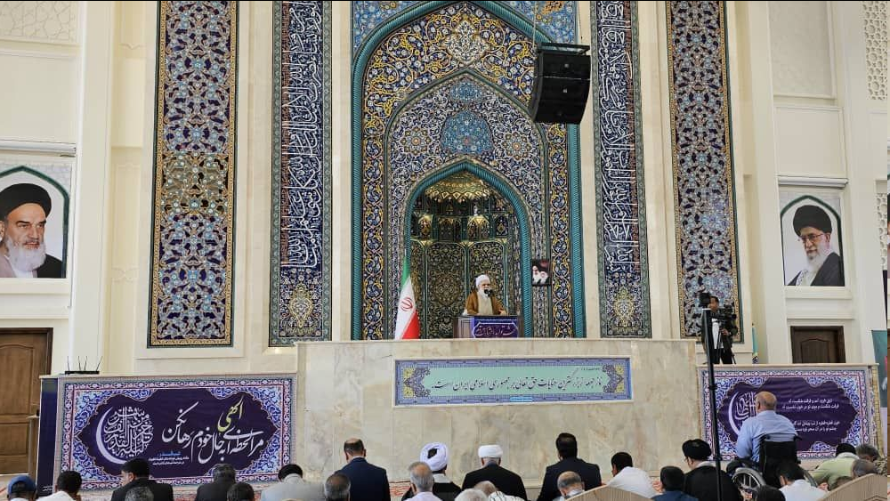 همه مسلمانان جهان باید هرگونه ارتباط با رژیم صهیونیستی را تحریم کنند