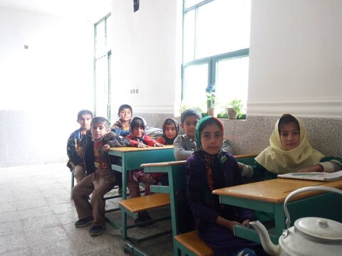 درباره رشید محمد حسینی معلم فداکار خوزستانی و ۳۲سال آموزگاری در مناطق عشایری/ خدمت در خط مقدم