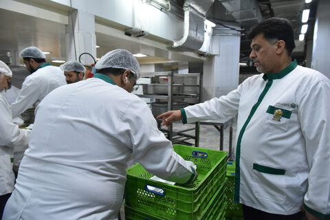 از حرم تا حریم، میهمان حضرت(ع)