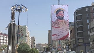 تصویر شهید اهل قلم بر دیوارنگاره میدان جهاد نقش بست