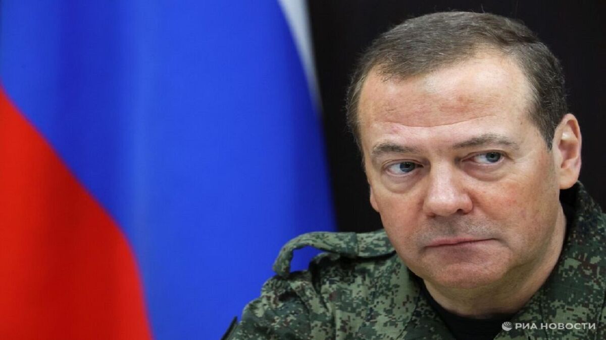 مدودف غرب را به حمله «پیش‌دستانه» تهدید کرد