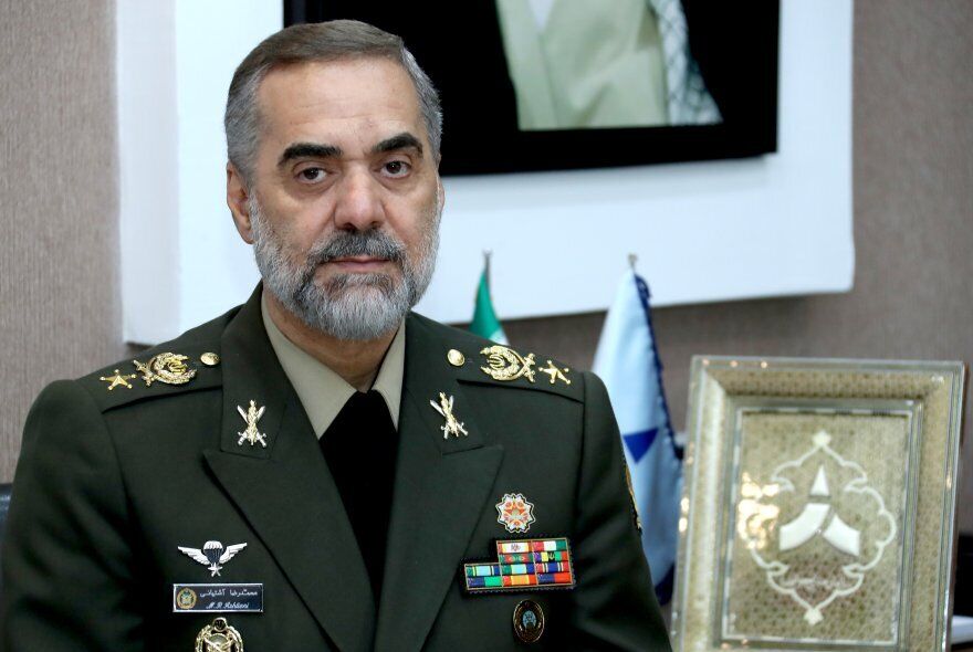 وزیر دفاع: اهداف جبهه مقاومت یکی پس از دیگری محقق خواهد شد