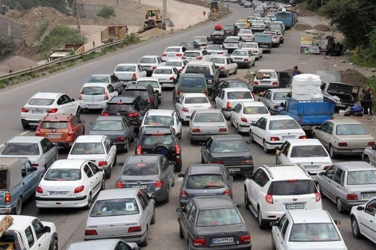 ترافیک سنگین در خروجی‌های مشهد از ساعت ۱۵ امروز تشدید خواهد شد (۲۴ فروردین ۱۴۰۳)