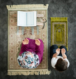 عمل به دستورات الهی؛ زمینه‌ساز تربیت فرزندان علاقه‌مند به قرآن