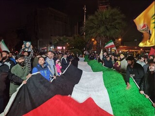حمایت از اقدام سپاه در میدان فلسطین