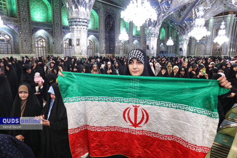 گزارش تصویری I اجتماع مردم مشهد در حرم مطهر رضوی در حمایت از حمله ایران به اسرائیل