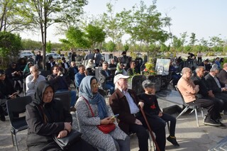 دهمین آیین تک چراغ در مراسم میثاق با هنرمندان در مشهد برگزار شد