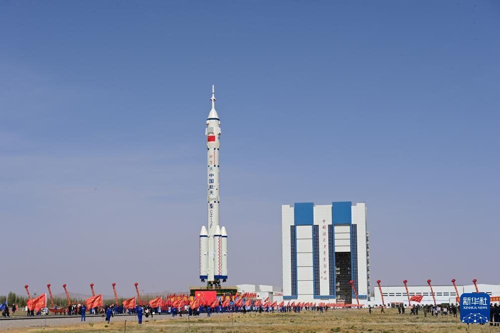 شمارش معکوس برای آغاز ماموریت فضایی سرنشین‌دار چین