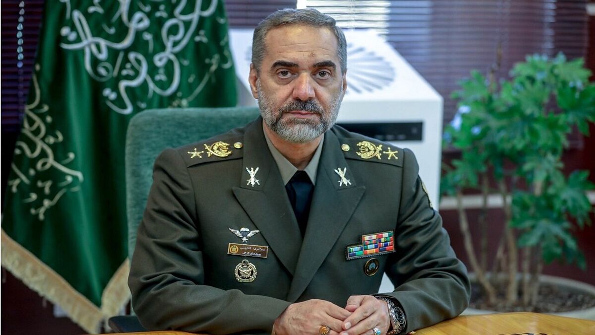وزیر دفاع: پاسخ ایران به صهیونیست‌ها با هدف ایجاد بازدارندگی بود
