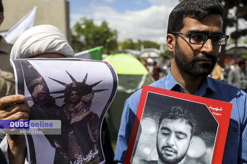 گزارش تصویری I تجمع دانشجویان و اساتید مشهدی در محکومیت برخورد با جامعه دانشگاهی آمریکا