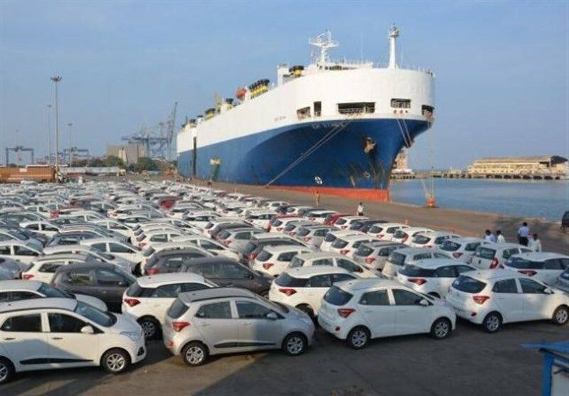 ورود دادستانی برای تعیین تکلیف ۳۳۰۰ خودرو خارجی معطل در گمرک شهید باهنر