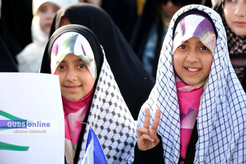 گزارش تصویری | اجتماع مردمی حمایت از طرح نور ( عفاف و حجاب)