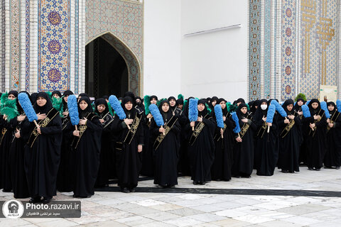 خادمان حرم امام رضا (ع) در سوگ شهادت صادق آل عبا به عزاداری پرداختند