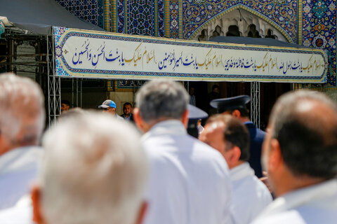 گل آرایی حرم حضرت معصومه سلام الله علیها