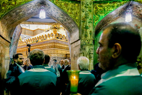 گل آرایی حرم حضرت معصومه سلام الله علیها