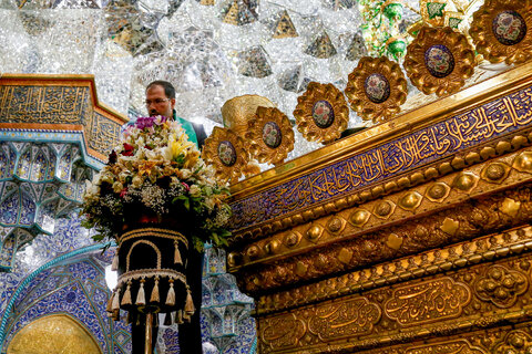 گل آرایی حرم حضرت معصومه سلام الله علیها